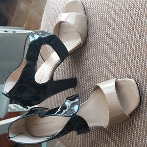 Tahari Heels. DAYNA. 7.5 NWOT